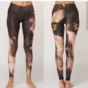Teeki electric night lightning bolt leggings size small